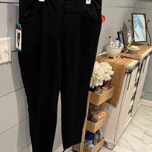 Dalia Women's Black Skinny Pants